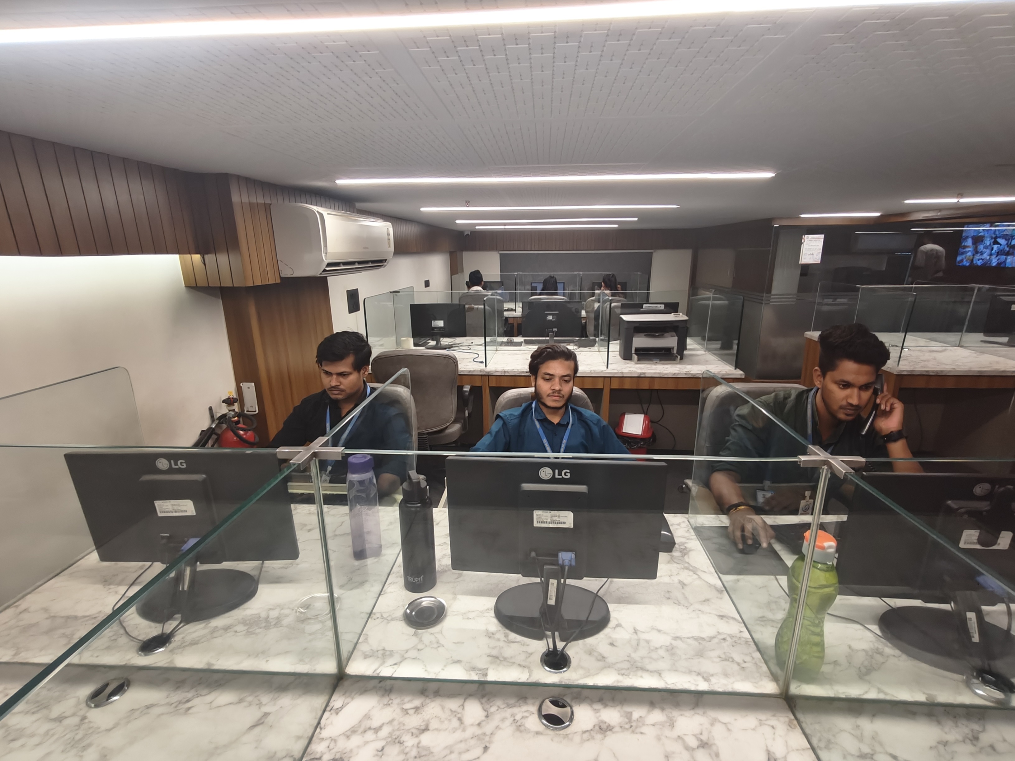 ONLINE SUPPORT TEAM